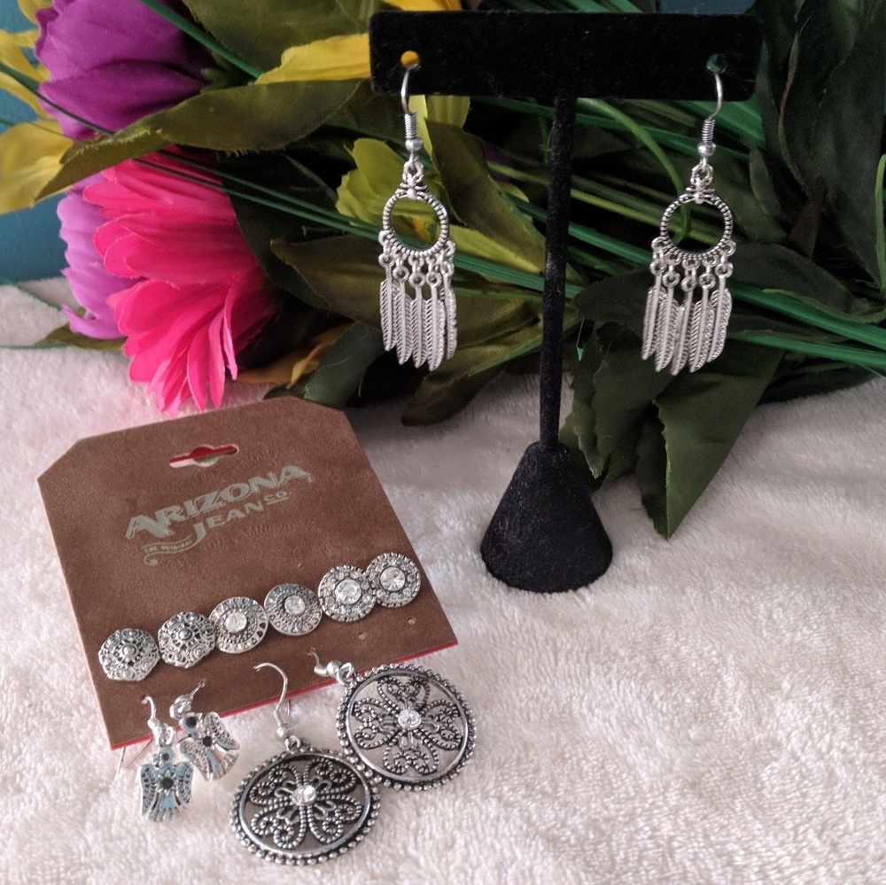 ♦️ B2G1FREE ♦️ 6 sets silver Earrings